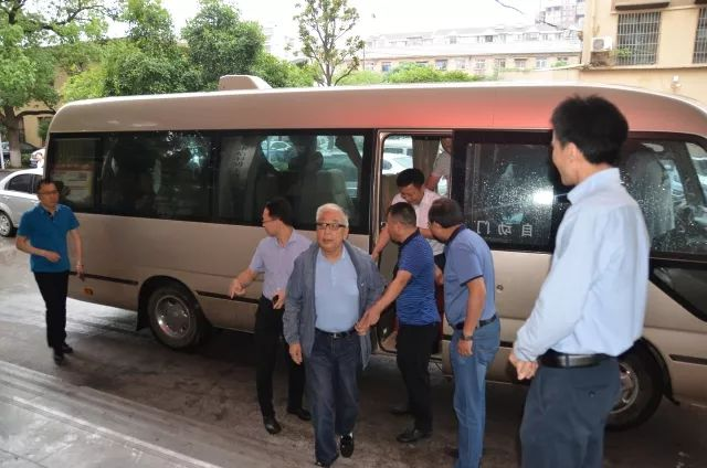 雨花區(qū)政協(xié)民主評議“藍天保衛(wèi)戰(zhàn)”調研座談會在九九智能環(huán)保舉行