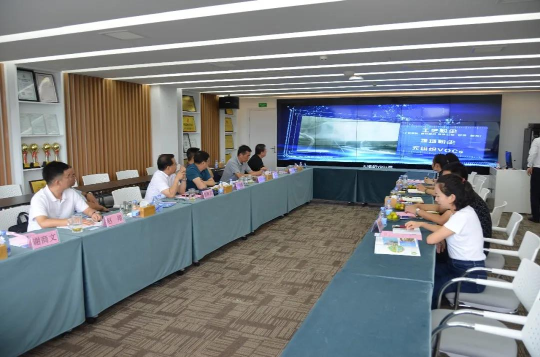 寧夏自治區(qū)工商聯(lián)主席何曉勇一行來到九九環(huán)?？疾熘笇?dǎo)
